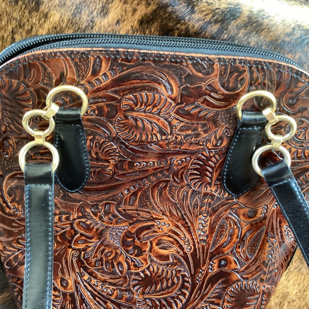 Vintage Cristian Genuine Leather Tooled Handbag Made In Italy - Picture 9 of 10